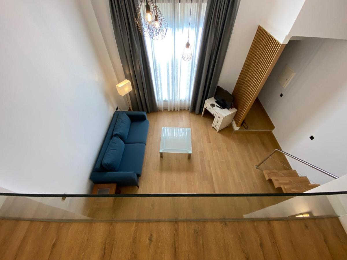 Loft Laura Nervion Apartment Seville Exterior photo